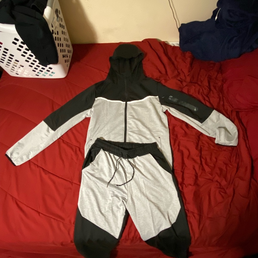 nike tech suit